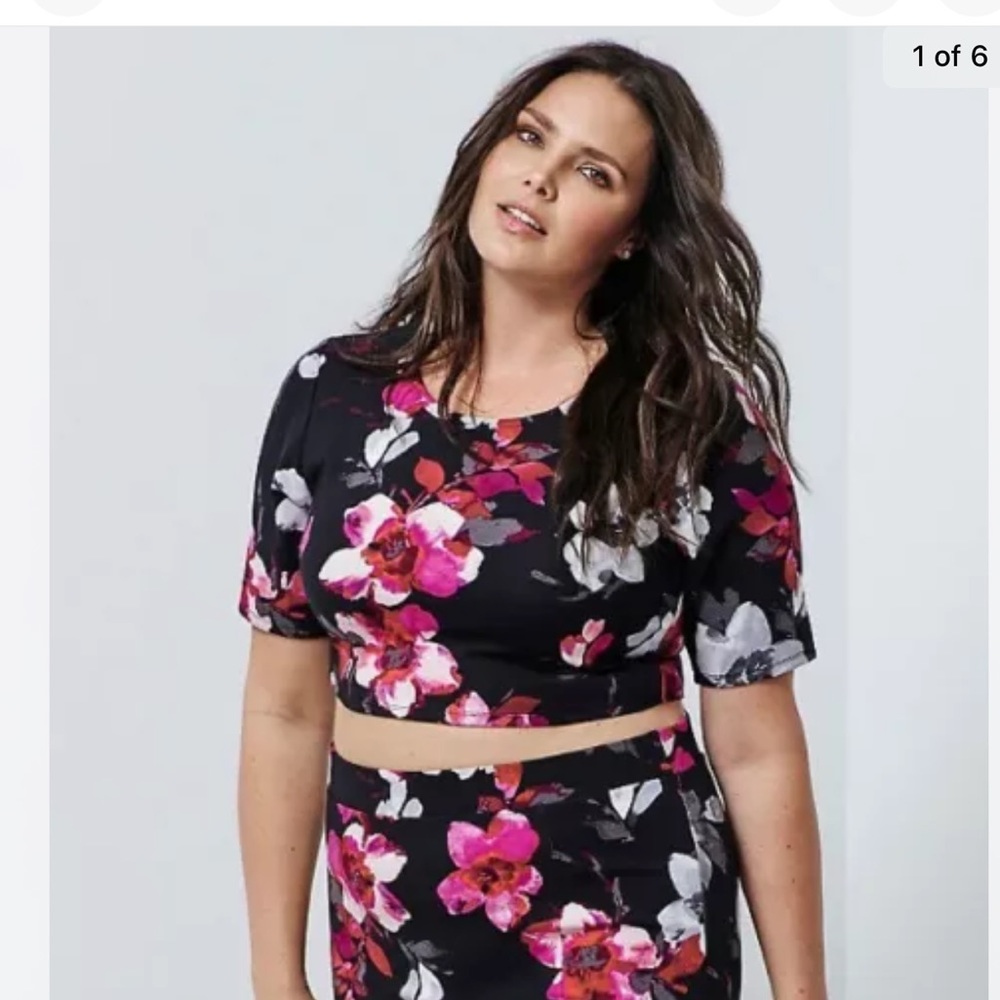 Torrid Black Floral Insider Collection Crop Top 2